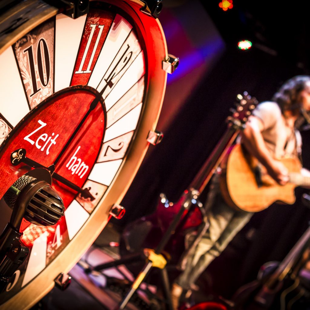 Alfons Hasenknopf & Band Zeit ham Premiere Stadtsaal Neuoetting a